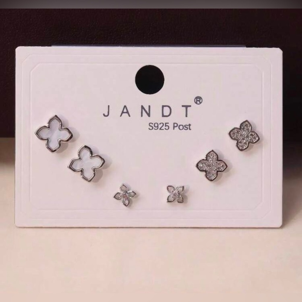 ✨ New ✨3 Pairs Set Of Beautiful Earrings ✨